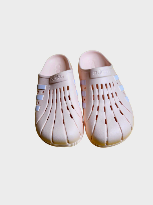 Adidas slip on